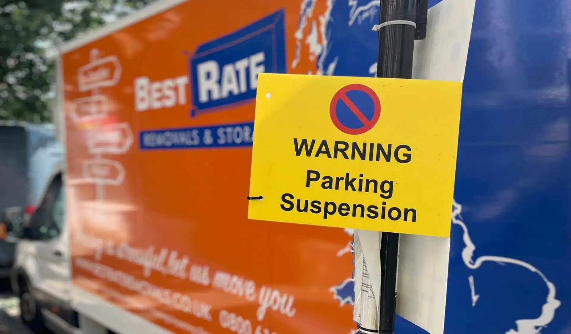 Parking suspension support for London removals